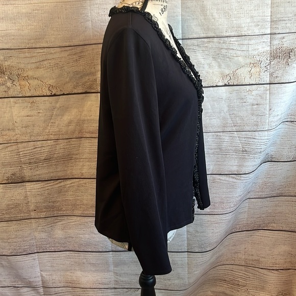 Escada Cardigan Sweater Ruffle Trim Button Front Black Size 36 = US 6 Small - Picture 4 of 12